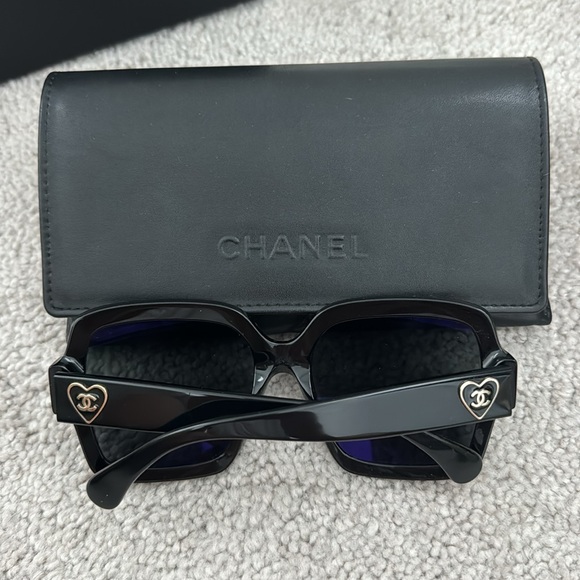 Authentic Chanel sunglasses - Picture 2 of 2